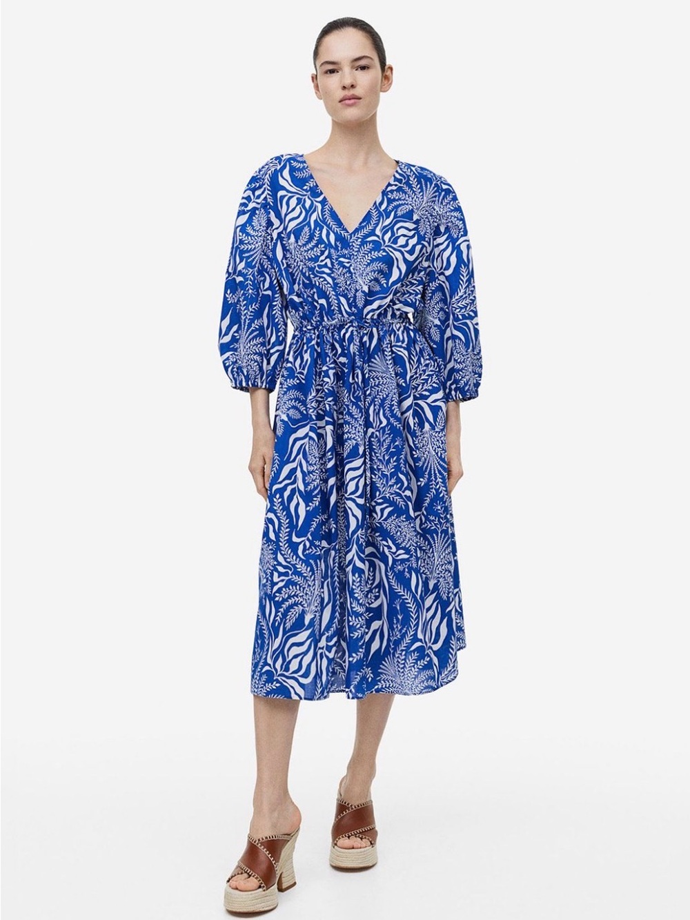 H&M Blue and White Printed V-Neck Midi Dress